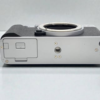 X-E5 ボディ "シルバー"