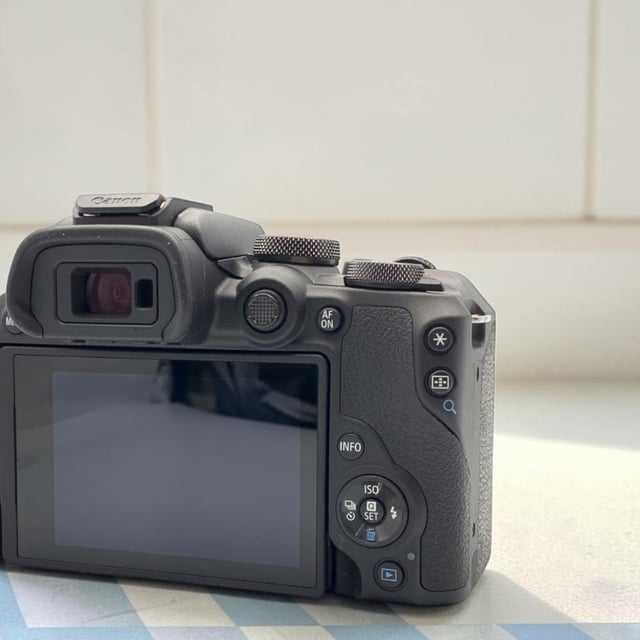 EOS R10 ボディ