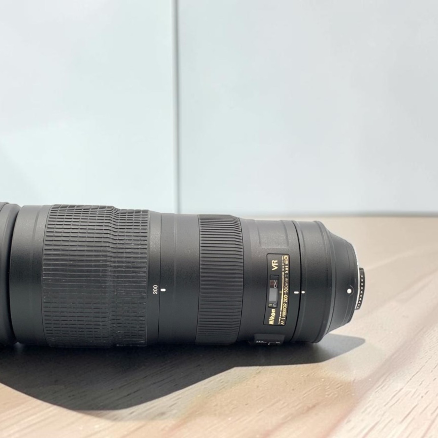 ニコン AF-S NIKKOR 200-500mm f/5.6E ED VRの新品/中古の在庫一覧