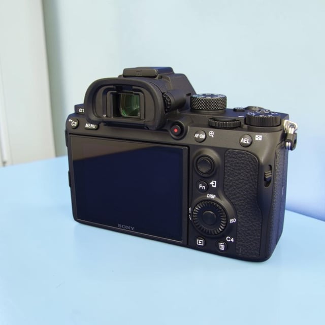 α7 III ILCE-7M3 ボディ