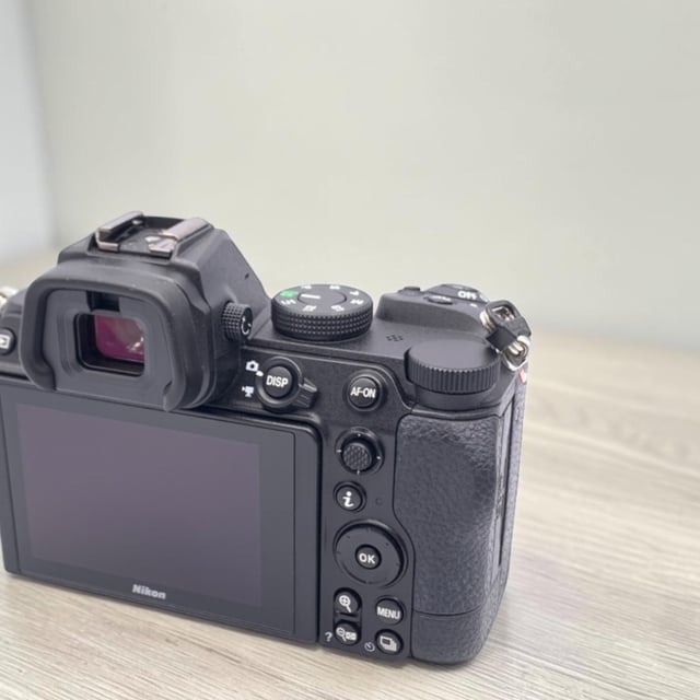 Z5 ボディ