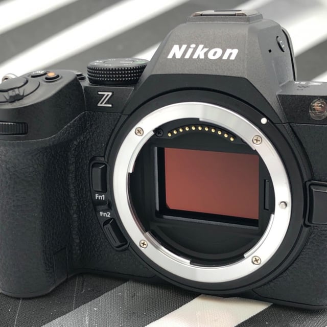Z5II ボディ