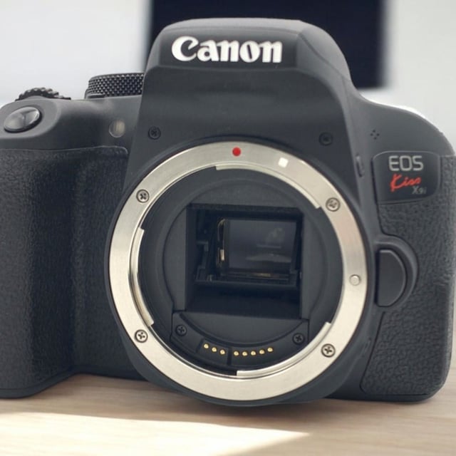 EOS Kiss X9i ボディ