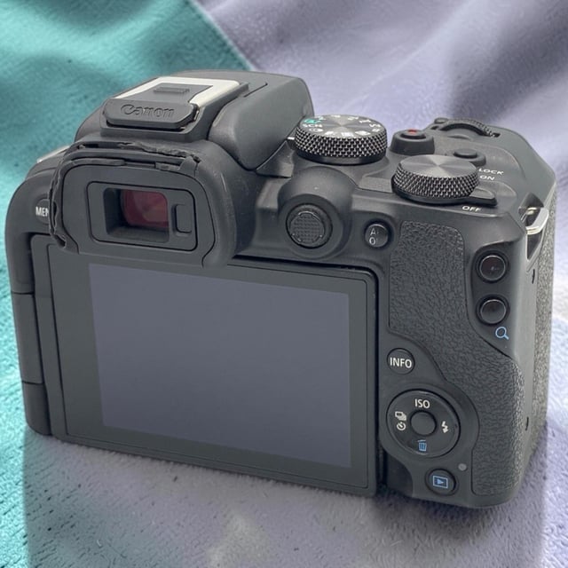 EOS R10 ボディ