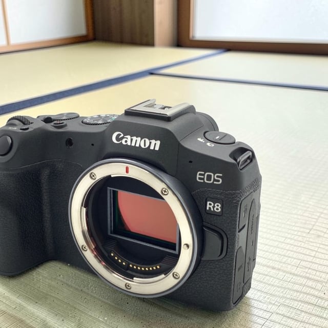 EOS R8 ボディ