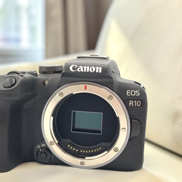 EOS R10 ボディ