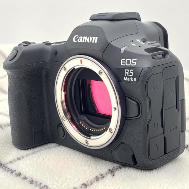 EOS R5 Mark II ボディ