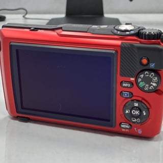 Tough TG-7 "レッド"