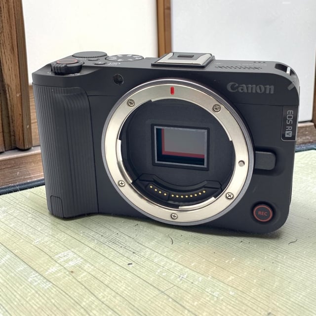 EOS R50 V ボディ "ブラック"