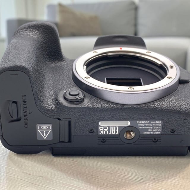 EOS R10 ボディ