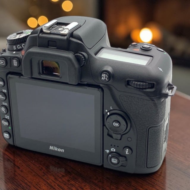 D7500 ボディ