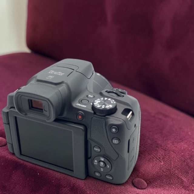 PowerShot SX70 HS