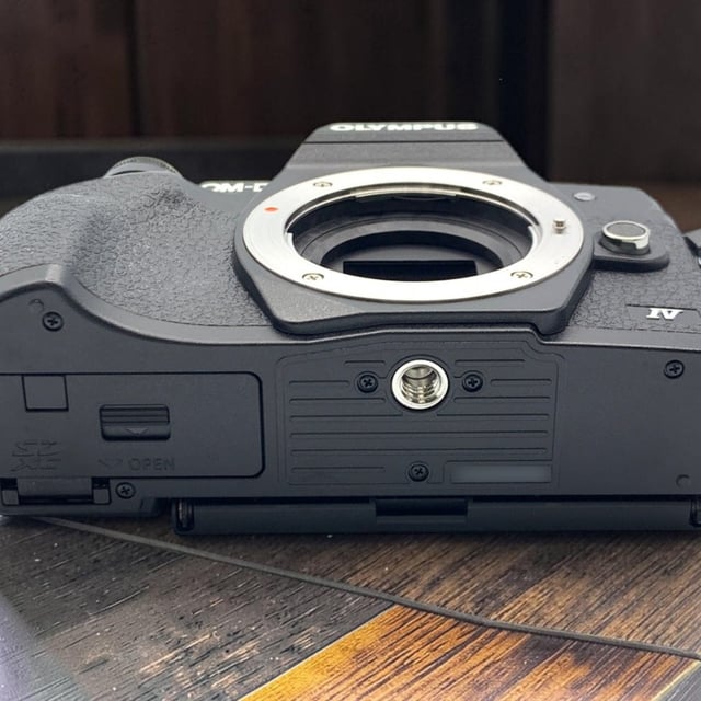 OM-D E-M10 Mark IV ボディ "ブラック"