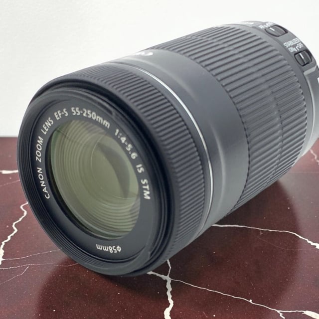EF-S55-250mm F4-5.6 IS STM