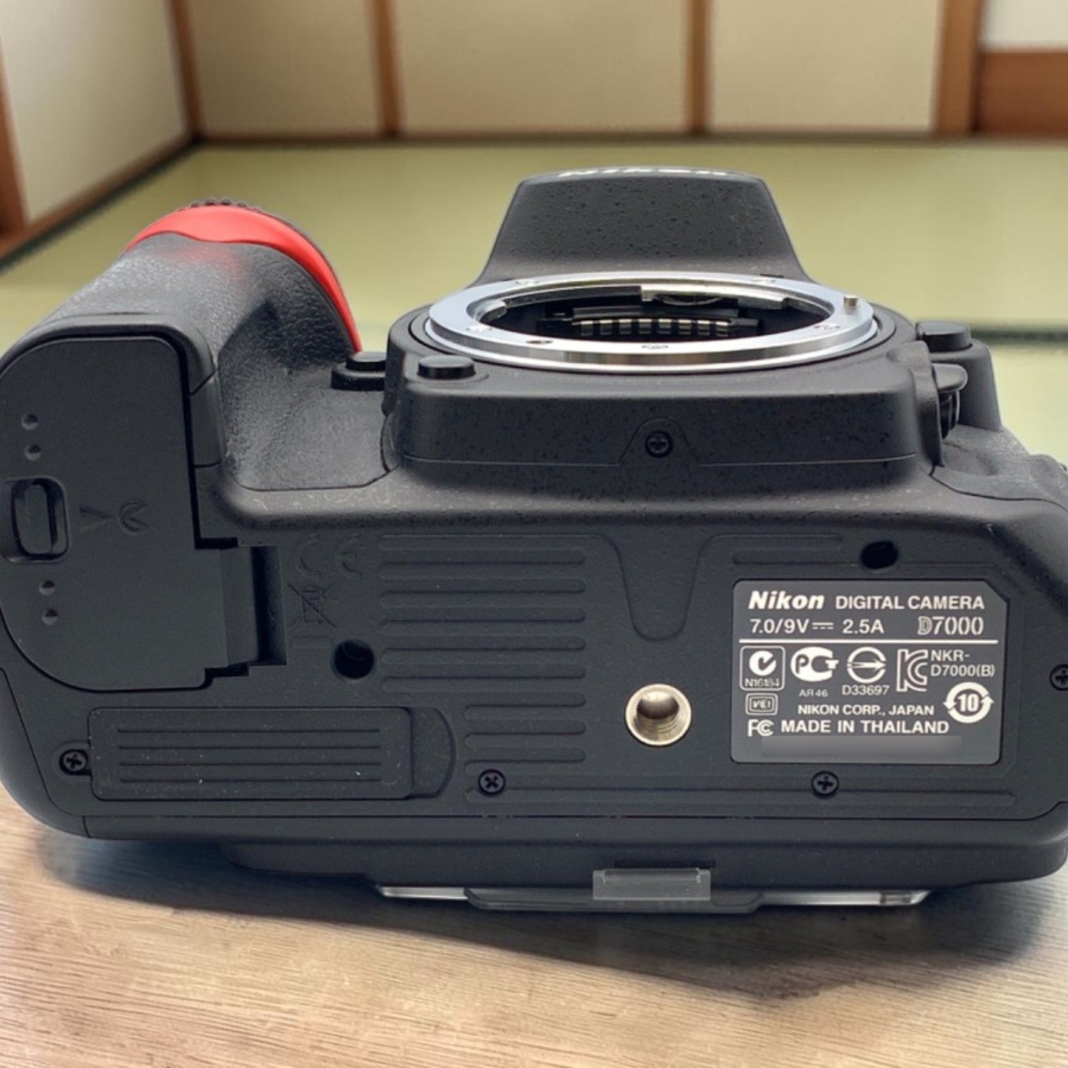 NIKON D7000 本体　ボディ Nikon】ニコン『D7000 ボディ』デジタル一眼レフカメラ 1週間保証