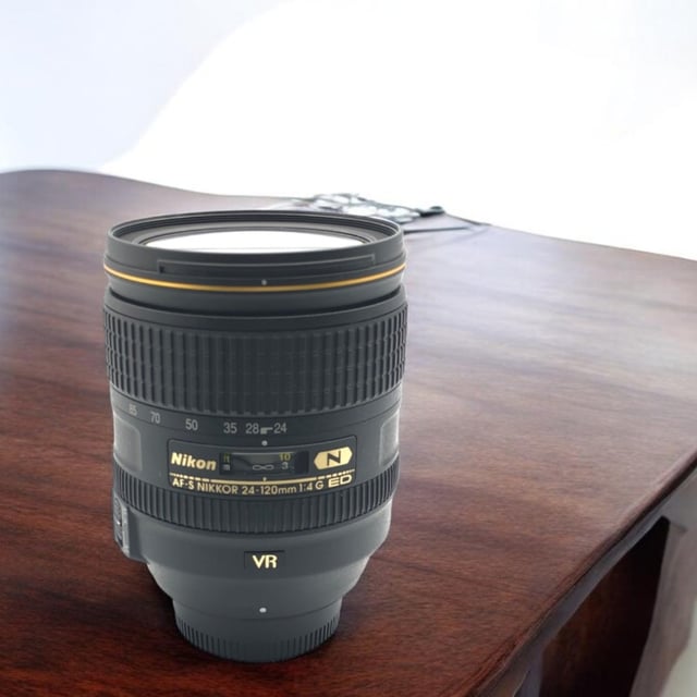 AF-S NIKKOR 24-120mm f/4G ED VR