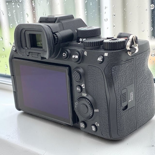 α7 IV ILCE-7M4 ボディ