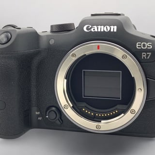 EOS R7 ボディ