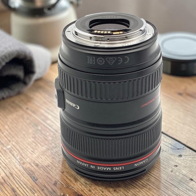 EF 24-105mm F4L IS USM