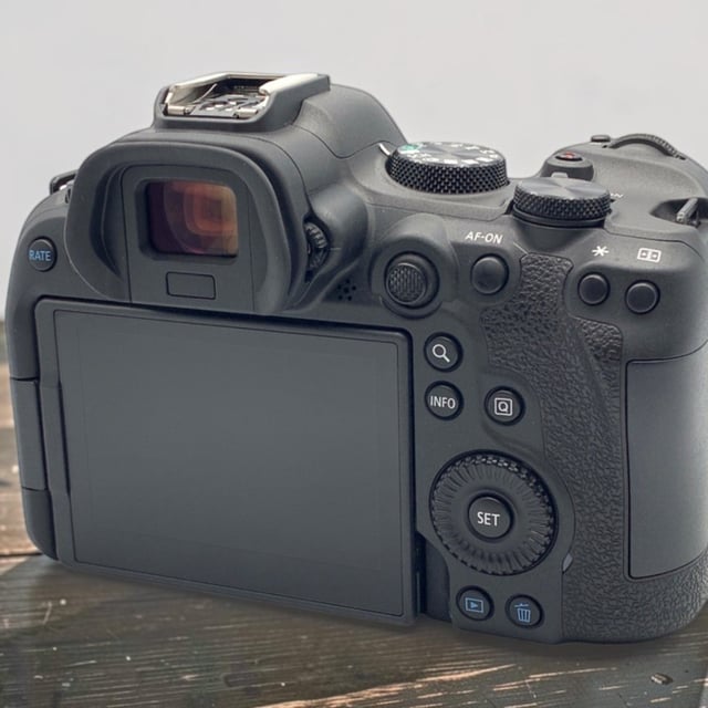 EOS R6 Mark II ボディ