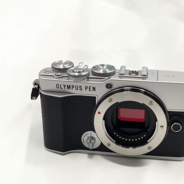 OLYMPUS PEN E-P7 ボディ