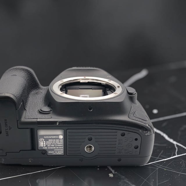 EOS 5D Mark IV ボディ