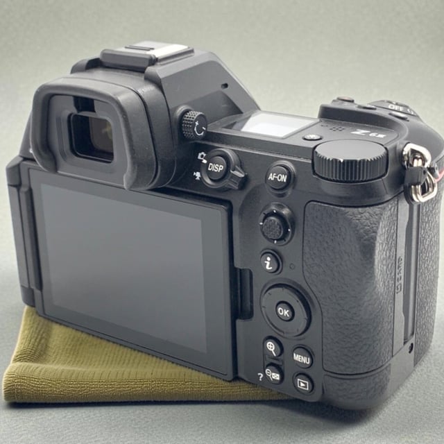 Z6III ボディ