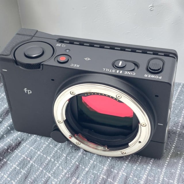 SIGMA fp ボディ