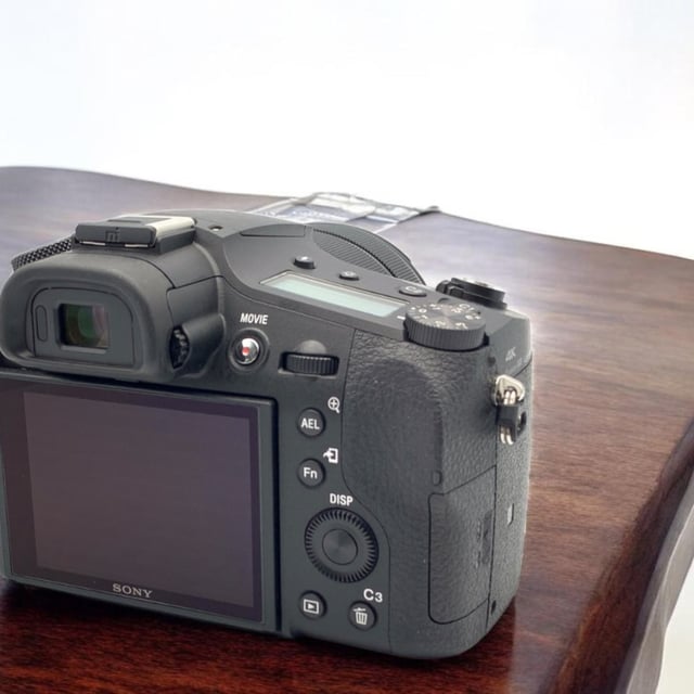 サイバーショット RX10 IV(DSC-RX10M4)