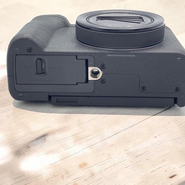 PowerShot V1