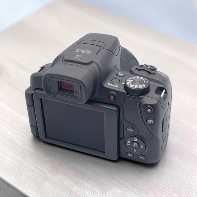 PowerShot SX70 HS