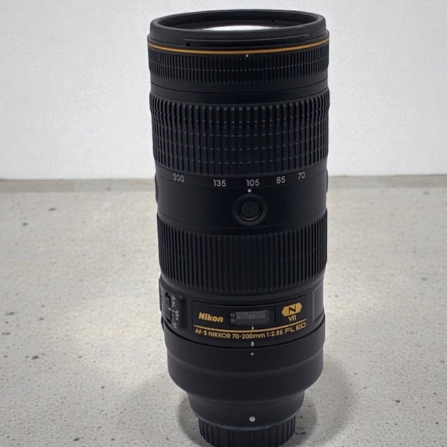 AF-S NIKKOR 70-200mm f/2.8E FL ED VR