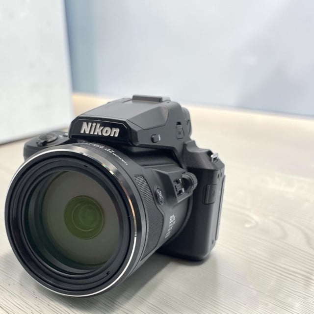 COOLPIX P950