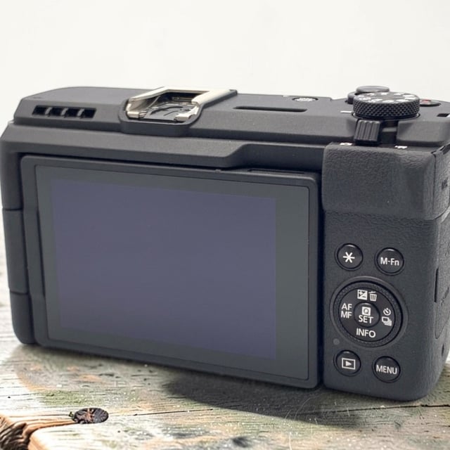PowerShot V1