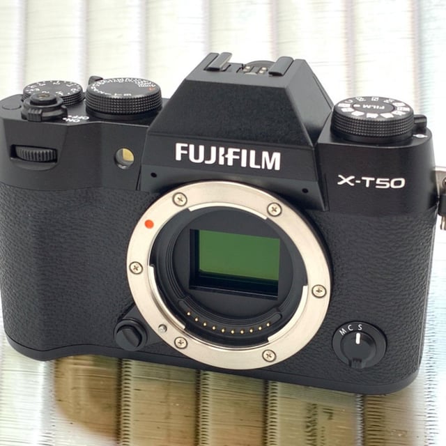 X-T50 ボディ "ブラック"