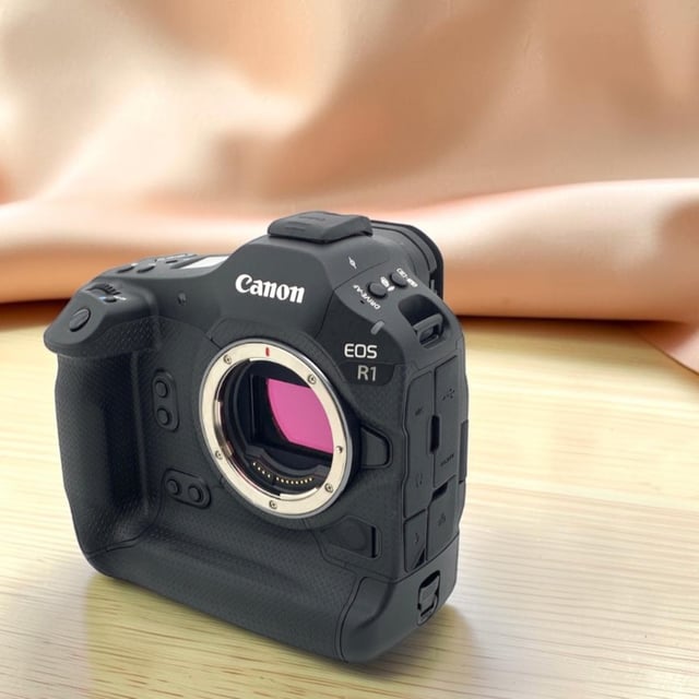 EOS R1 ボディ