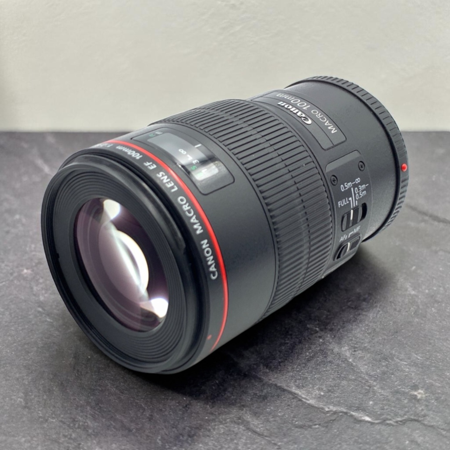 Canon EF 100mm F2.8L マクロ IS USMの中古 (美品)・¥73,140 by falro