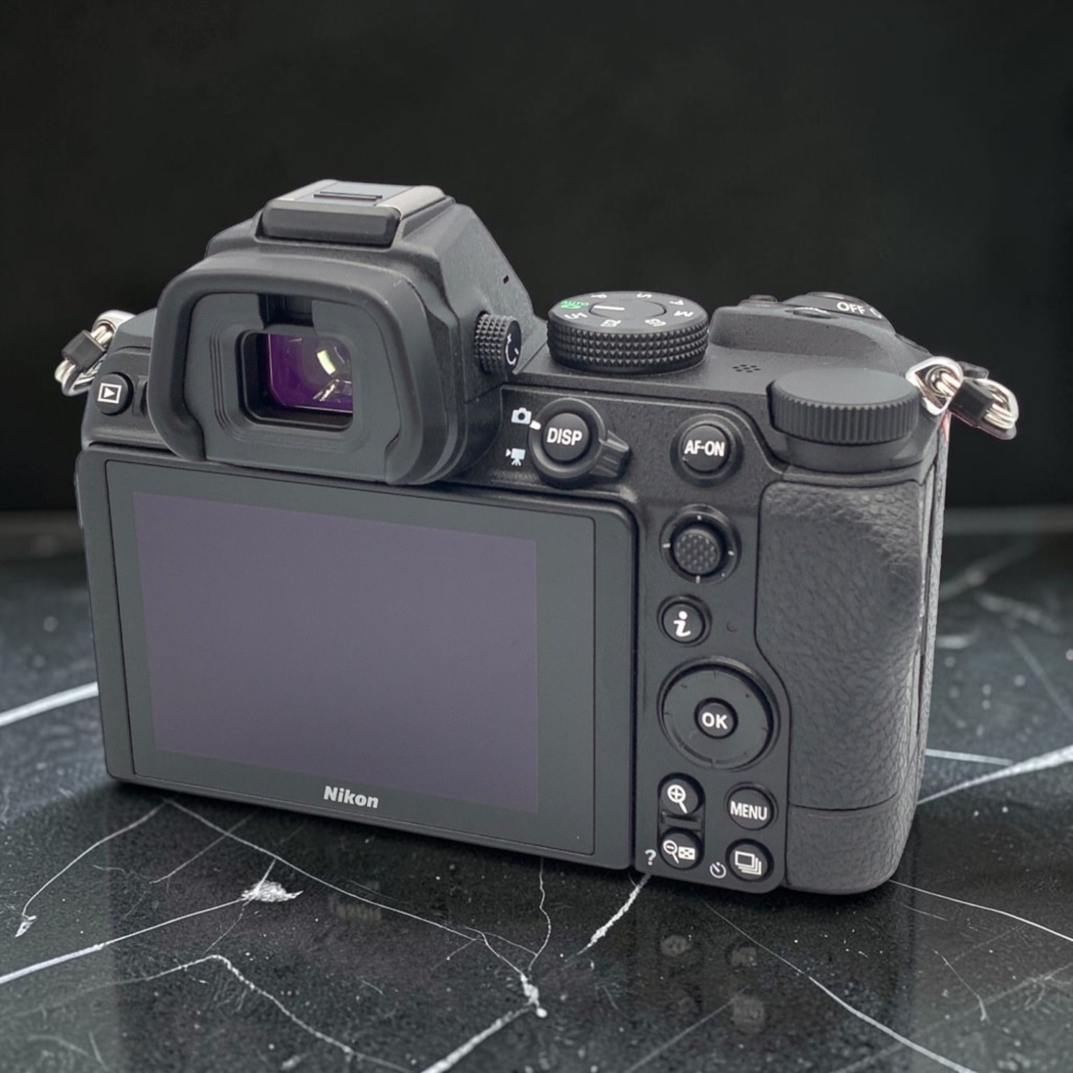 ニコン Z5 ボディの中古 (美品)・¥117,230 by kuroto | みんなのカメラ