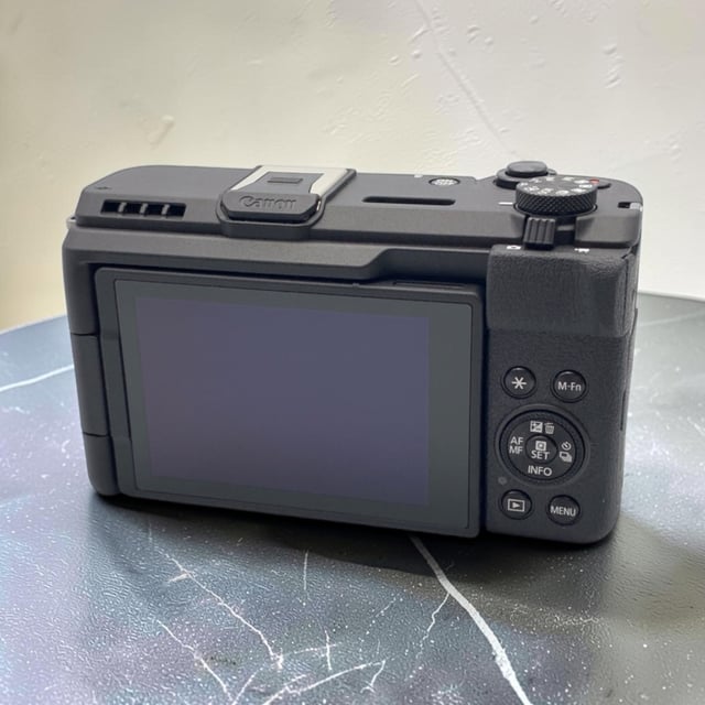 PowerShot V1
