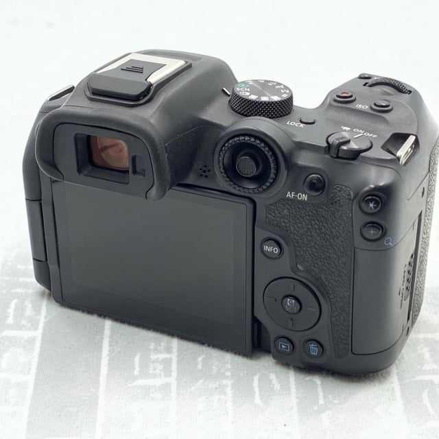 EOS R7 ボディ