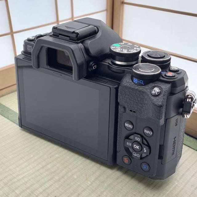 OM-D E-M10 Mark IV ボディ "ブラック"