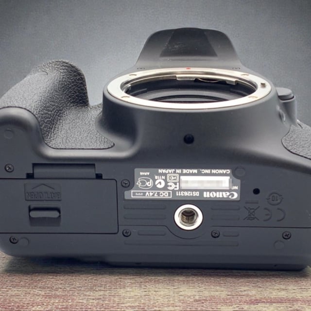 EOS Kiss X5 ボディ