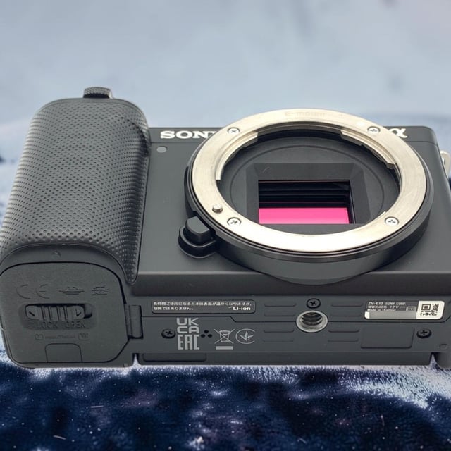 VLOGCAM ZV-E10 ボディ "ブラック"
