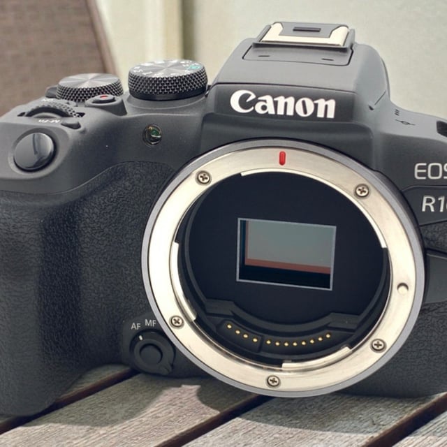 EOS R10 ボディ