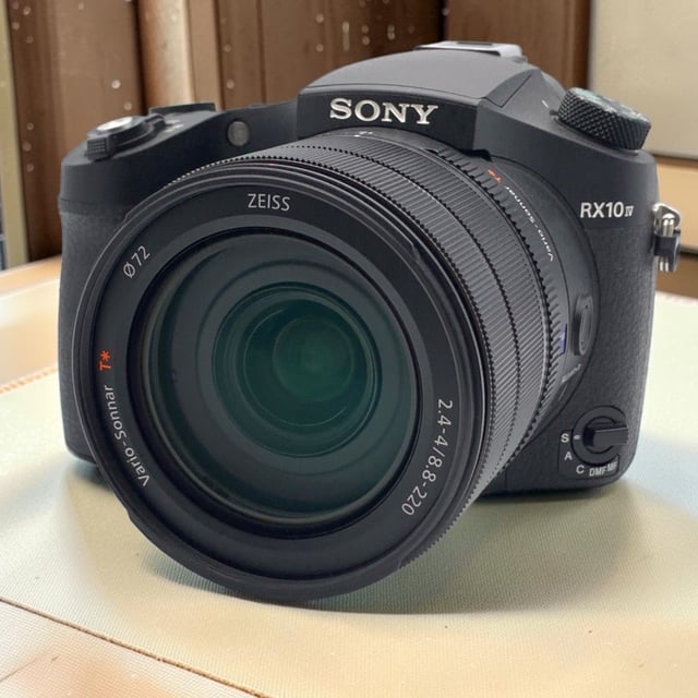 サイバーショット RX10 IV(DSC-RX10M4)