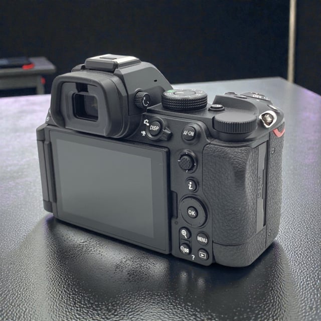 Z5II ボディ