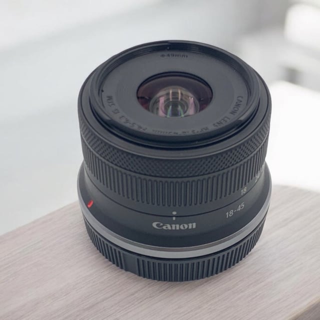 RF-S18-45mm F4.5-6.3 IS STM