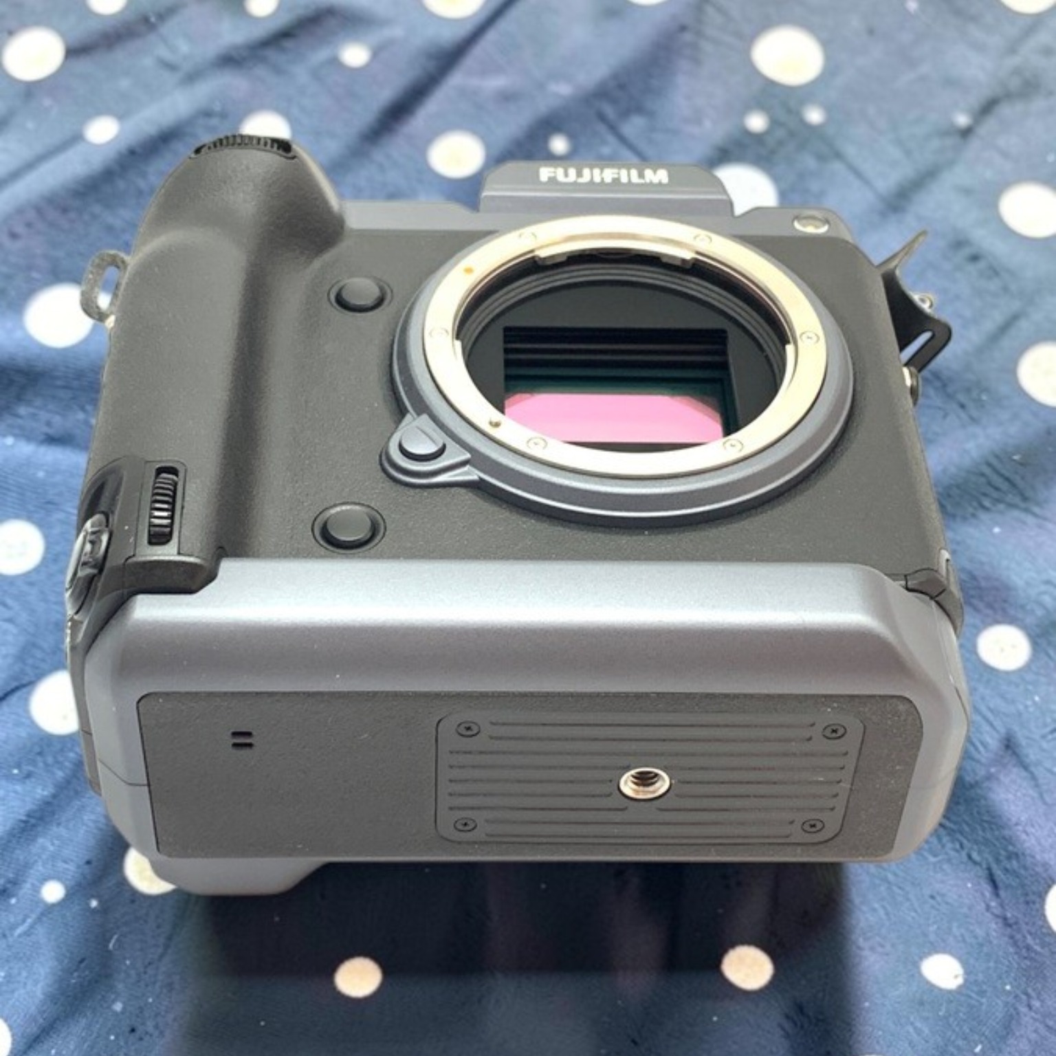 富士フイルム GFX100 ボディの中古 (美品)・¥487,680 by leffa