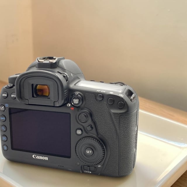 EOS 5D Mark IV ボディ