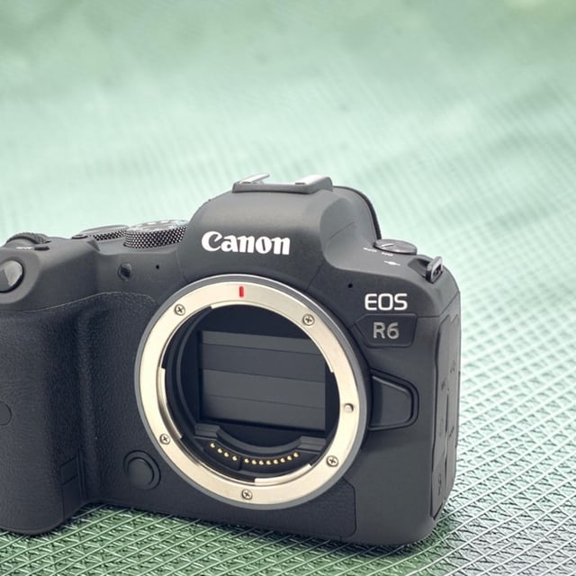 EOS R6 ボディ
